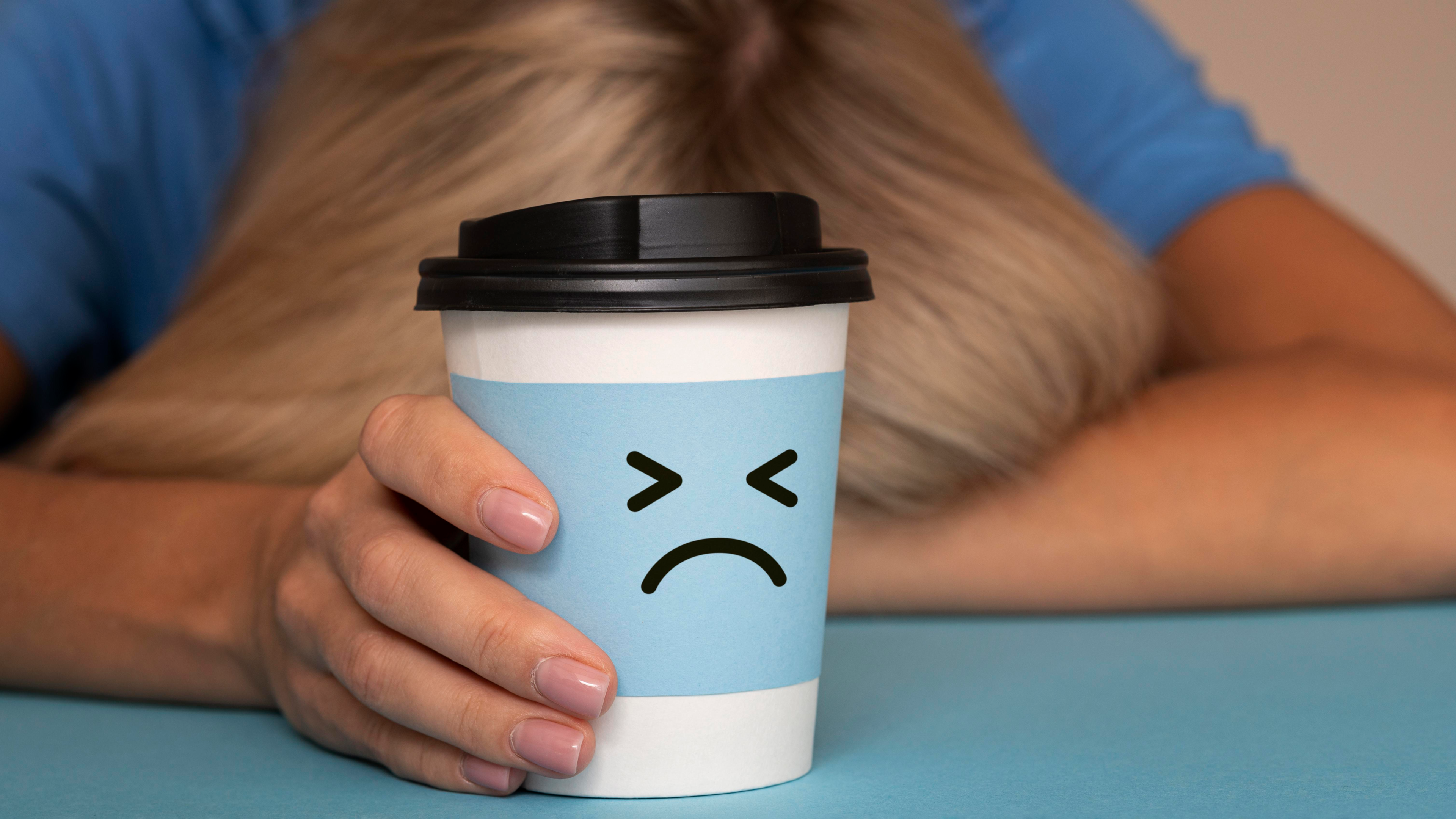 Café não é o único culpado. Fonte: Freepik