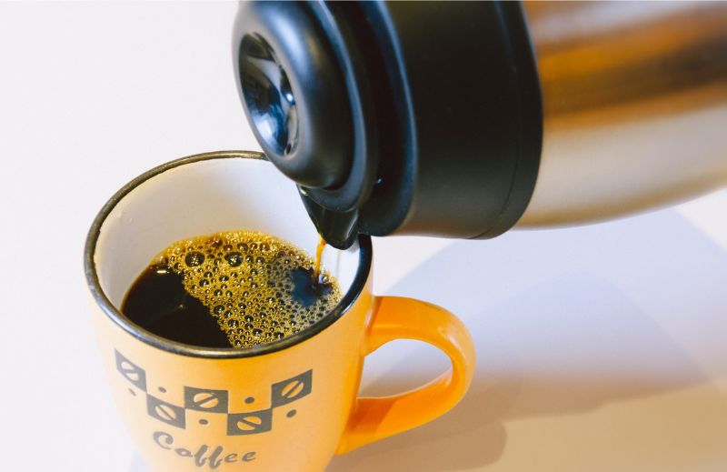 Melhor garrafa térmica - As 12 melhores para manter o café quente